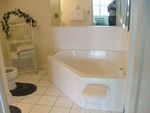 OCEAN VIEW SUITE Picture 6