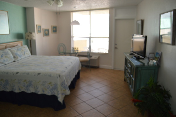 OCEAN VIEW NORTH STUDIO - KING OR QUEEN Photo 1