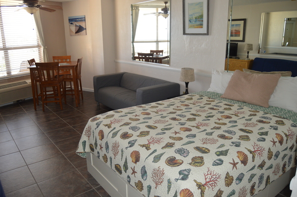 OCEAN VIEW SOUTH STUDIO - KING OR QUEEN Photo 4