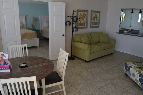 OCEAN VIEW SOUTH SUITE Photo 3