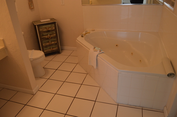 OCEAN VIEW SOUTH SUITE Photo 6